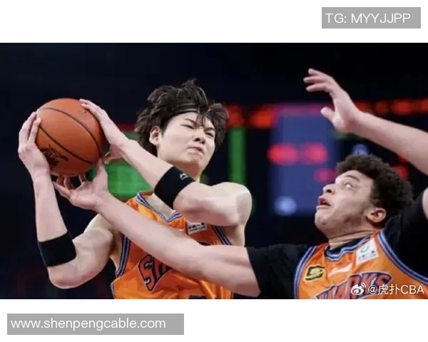 上海男篮虎扑热议球队新赛季表现球迷期待年轻球员崛起与战术革新