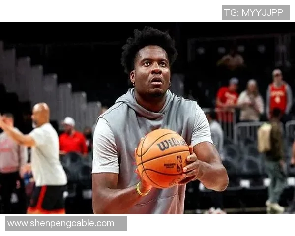 克林特卡佩拉：在NBA赛场上崛起的华裔篮球巨星之路