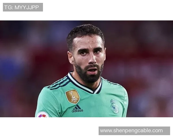 坎塞洛：从边缘球员到世界顶级后卫的华丽蜕变与足球生涯回顾