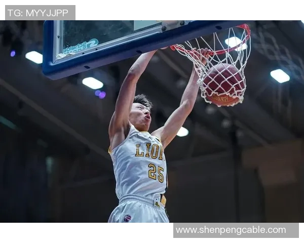 胡明轩：从青涩球员到篮球巨星的成长之路与奋斗故事